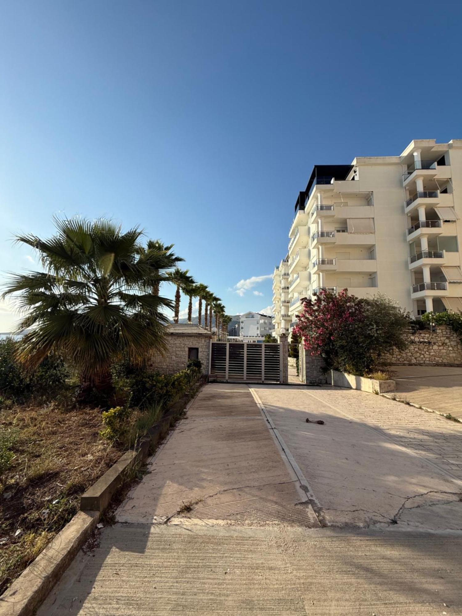 Limani Deluxe Apartments Sarande Exterior photo