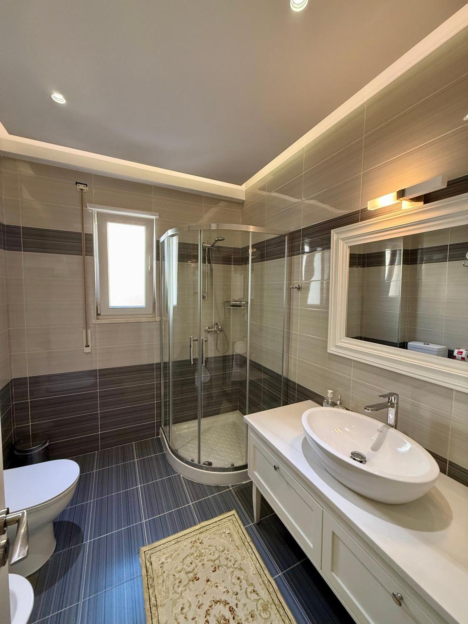 Limani Deluxe Apartments Sarande Exterior photo