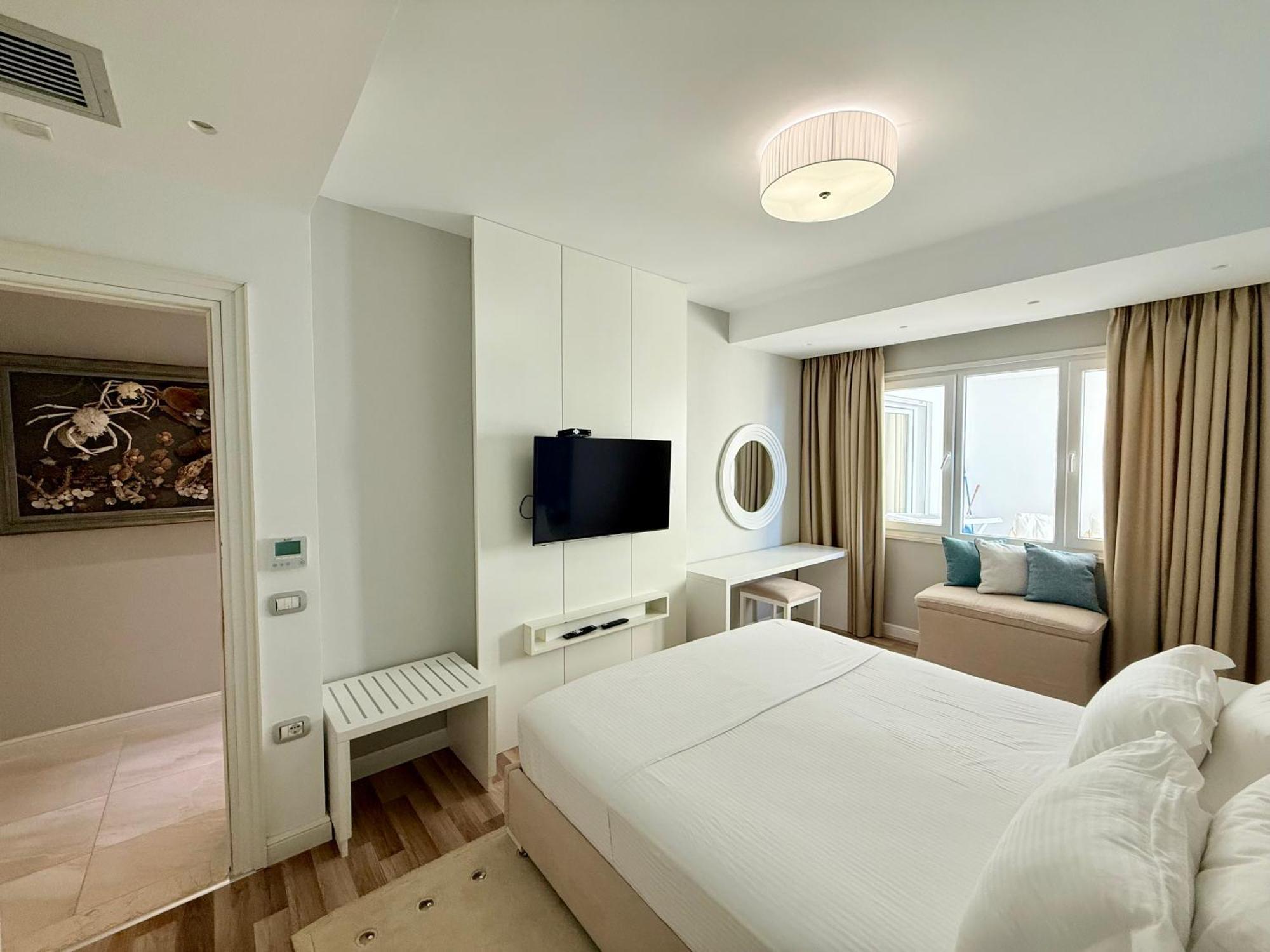 Limani Deluxe Apartments Sarande Exterior photo