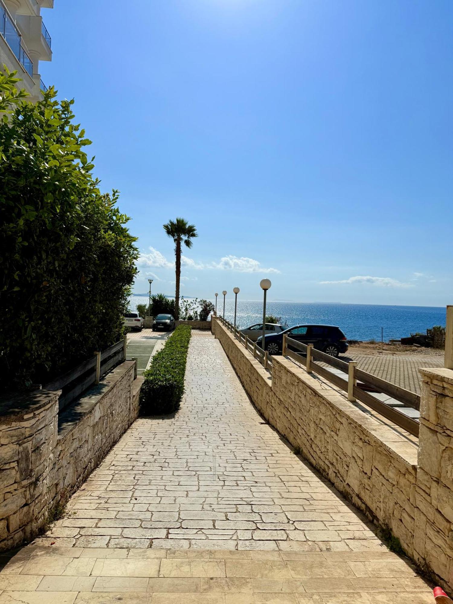 Limani Deluxe Apartments Sarande Exterior photo
