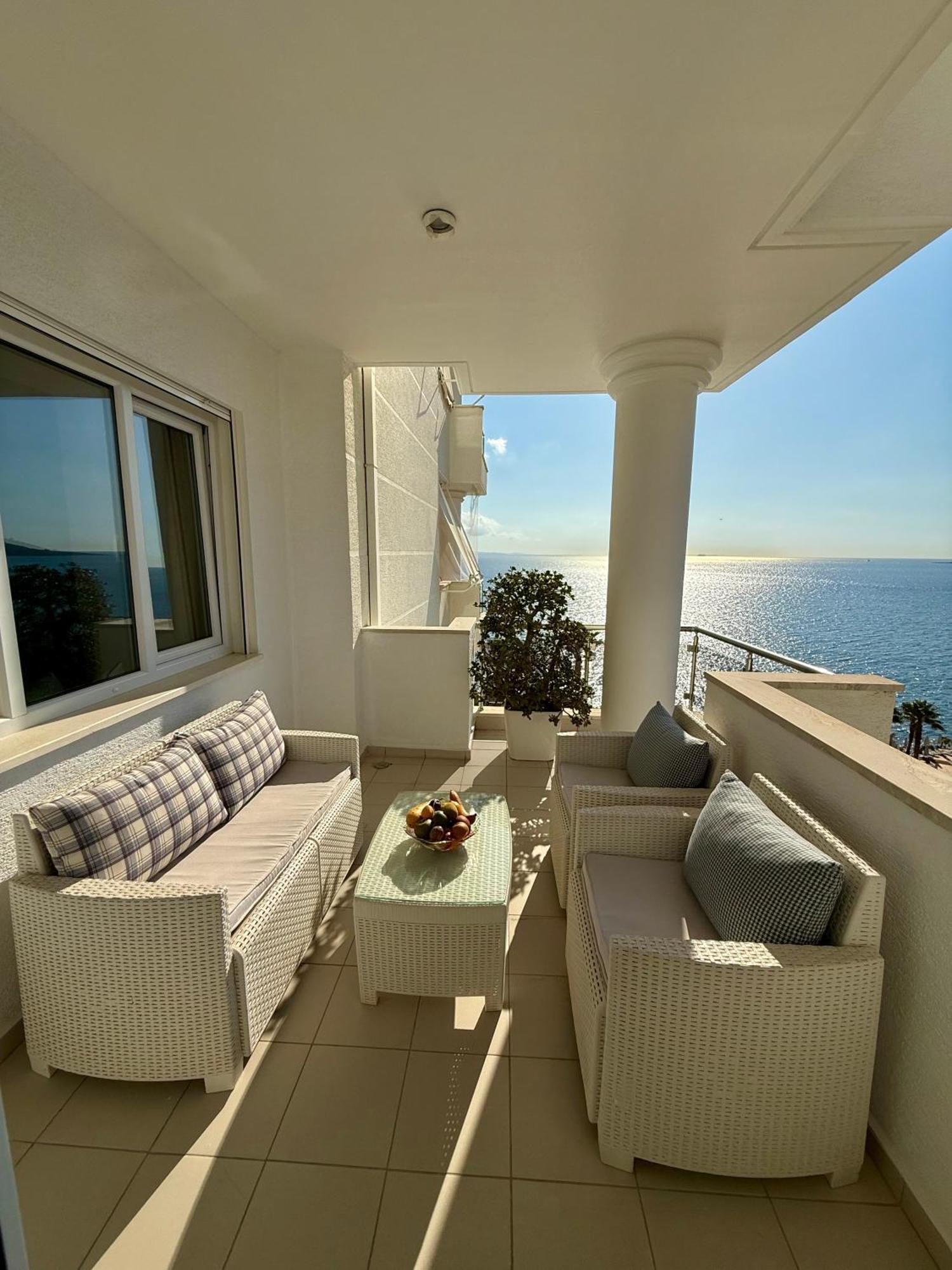 Limani Deluxe Apartments Sarande Exterior photo